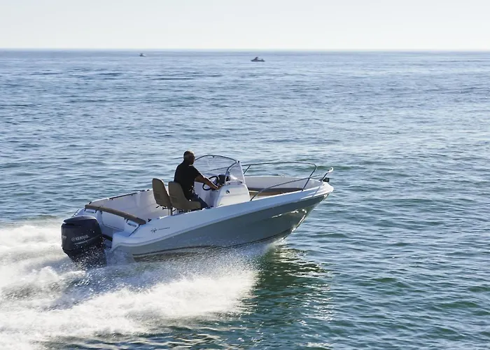 Hotel en barco Barca Maria *